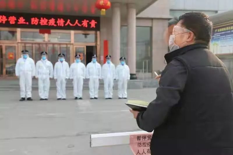 看西咸新区公安“抗疫七勇士”从隔离区里传出的请战书